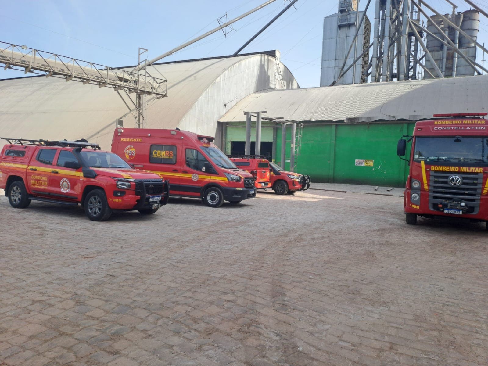 Trabalhador desaparece após soterramento por soja em armazém no RS