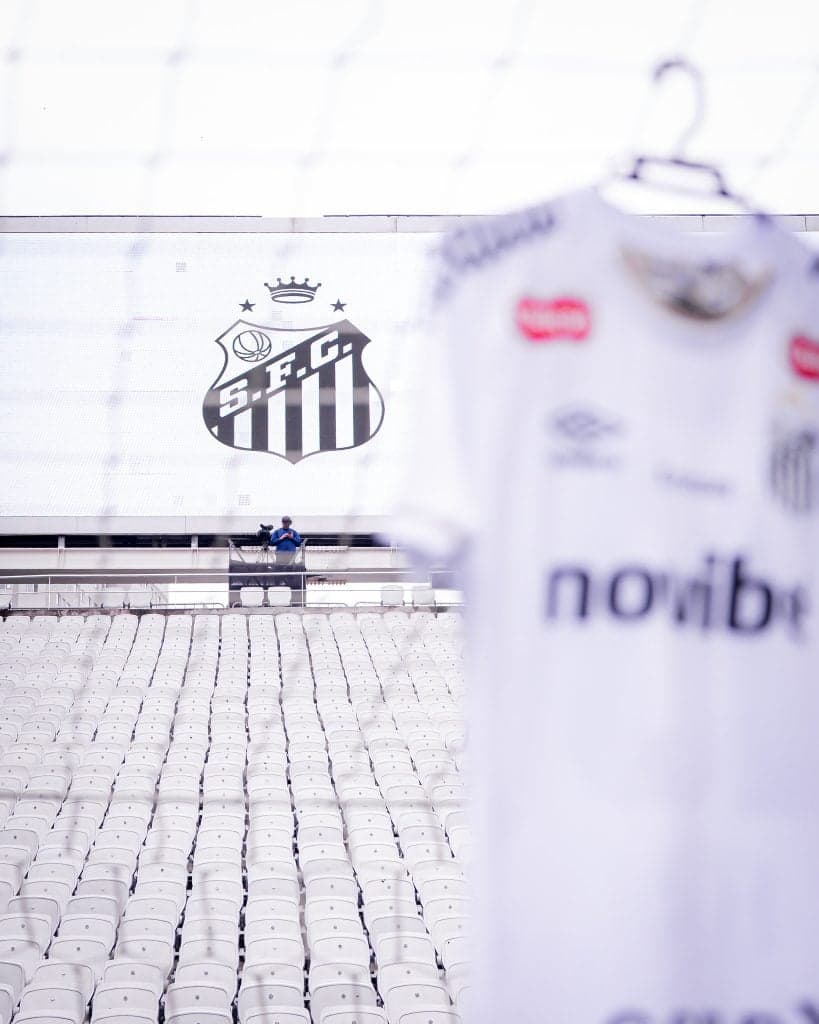 Rodinei é relacionado pelo Santos para duelo contra o Atlético-MG