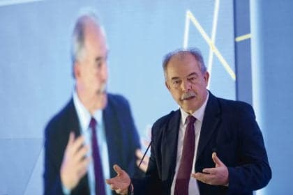 BNDES impulsiona inovação industrial com R$ 35 bilhões até 2025