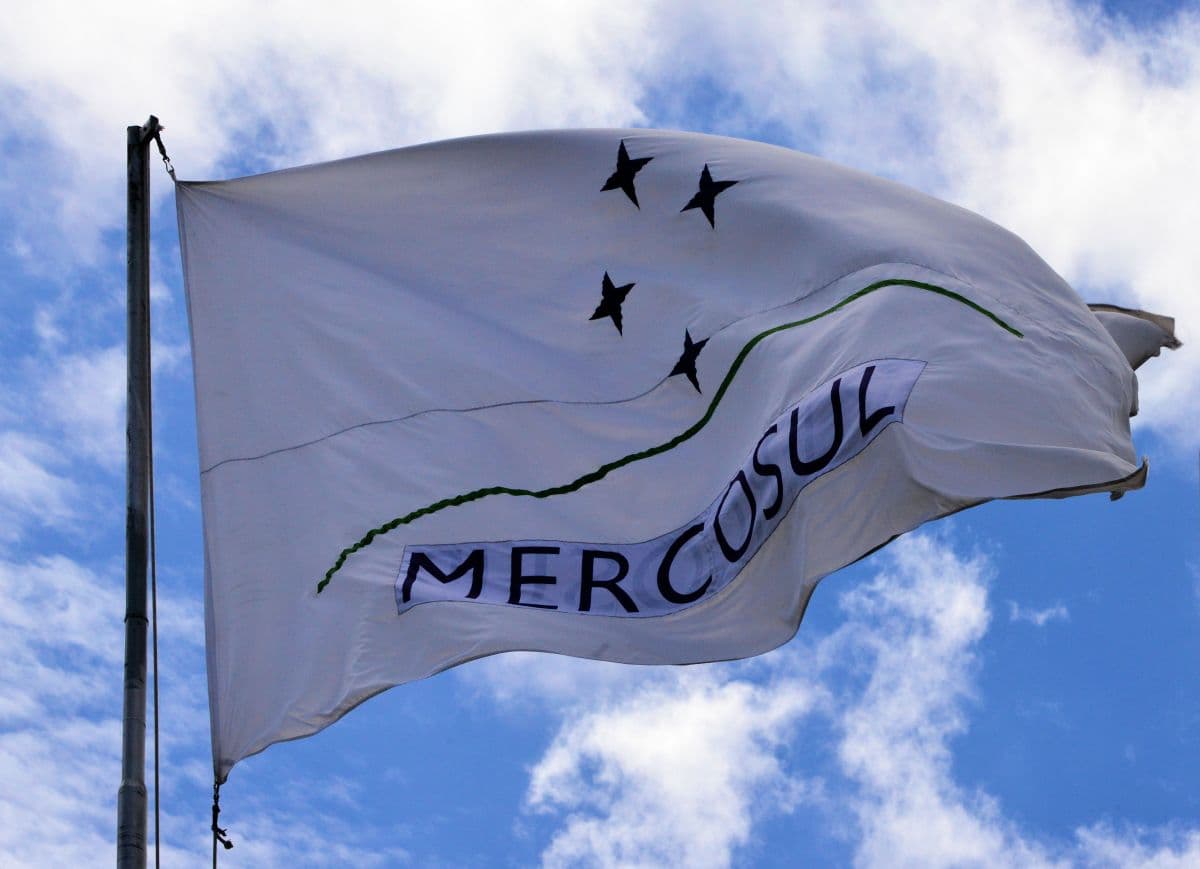 Brasil avaliza convite para Venezuela na Cúpula do Mercosul