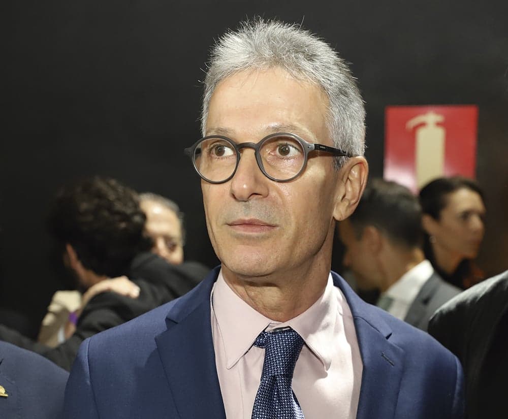 TSE determina remoção de jingle de campanha de Romeu Zema por conteúdo ofensivo