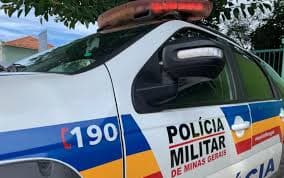 Pai perde a vida ao tentar proteger filho durante tiroteio