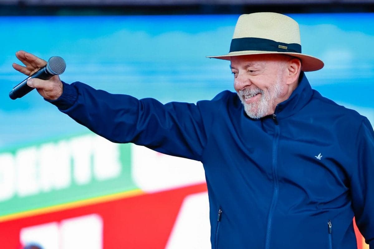 TSE investiga supostas restrições da Meta na campanha de Lula