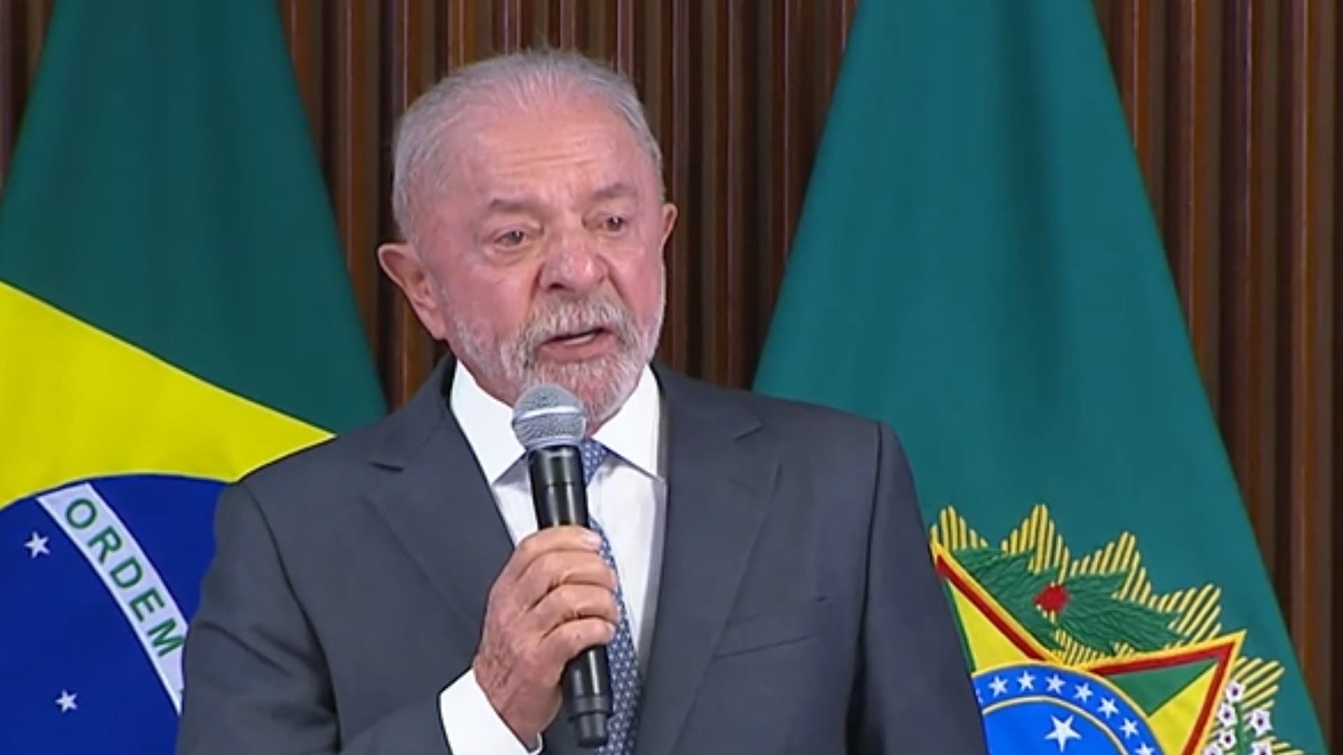 Lula se reúne com empresários em meio a tarifas dos EUA