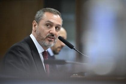 Polícia Federal suspende credenciais de agente americano em retaliação