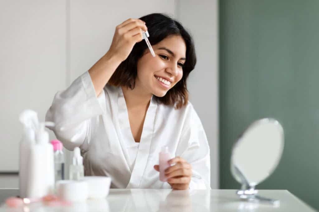 Minimalismo na rotina de skincare é essencial no inverno