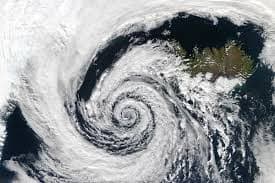 Ciclone Extratropical Deve Impactar o Brasil com Ventos de Até 100 km/h