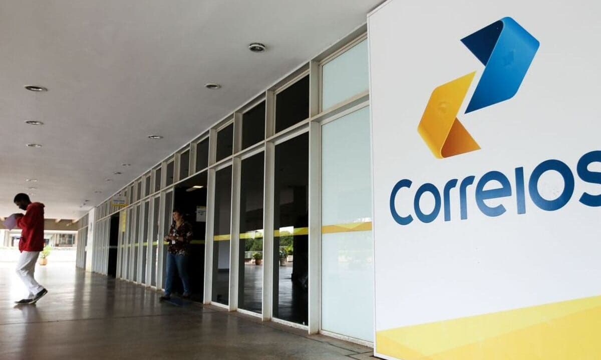 AGU contesta decisão do TCU sobre reestruturação dos Correios