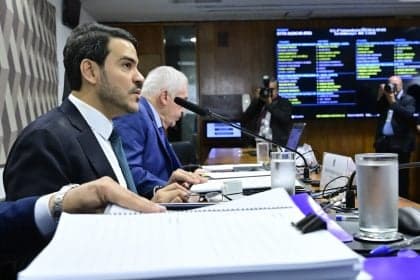 Anistia a golpistas depende do Congresso, afirma Jorge Messias