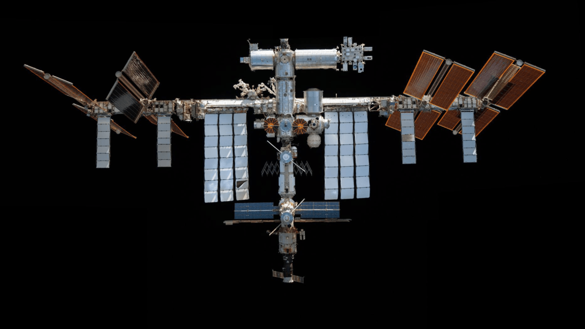 NASA alerta astronautas para possível evacuação na ISS