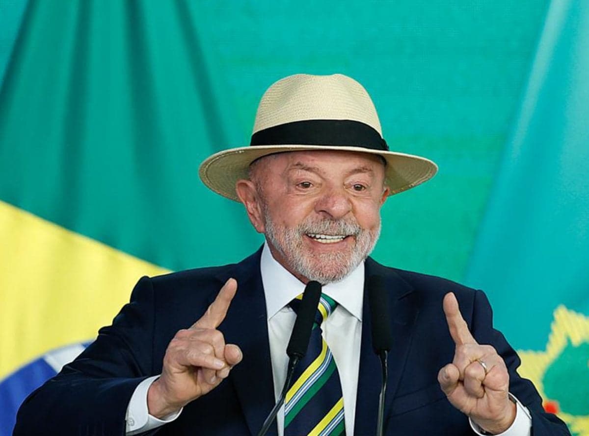 Lula anuncia pacote de medidas para microempreendedores visando apoio econômico