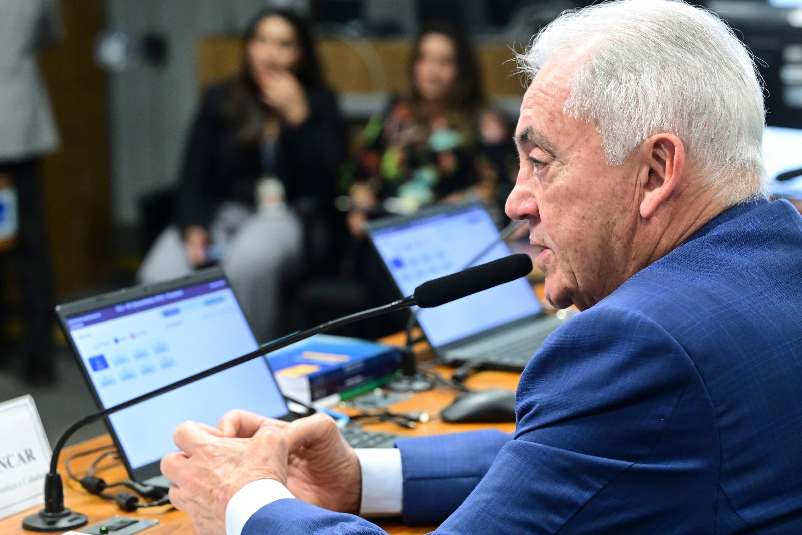 ADPF critica alteração na PEC da Segurança Pública sobre atribuições policiais