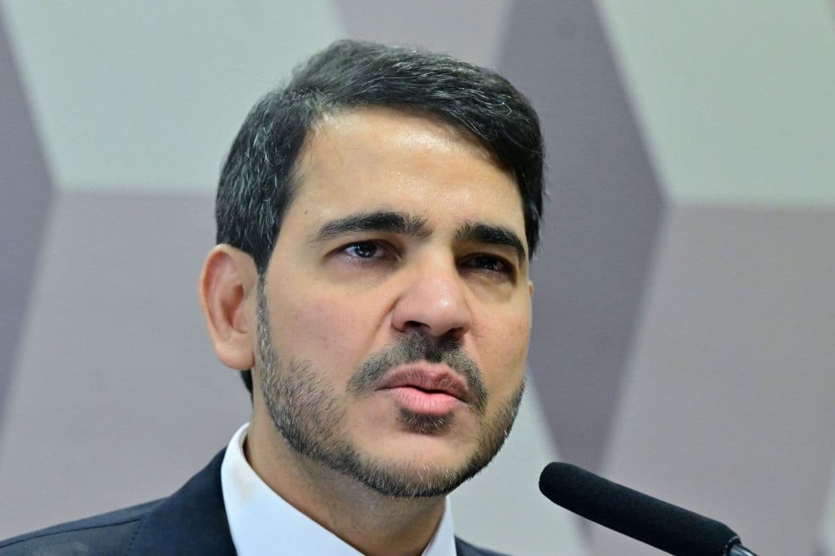 Jorge Messias defende STF em sabatina e busca vaga no Supremo