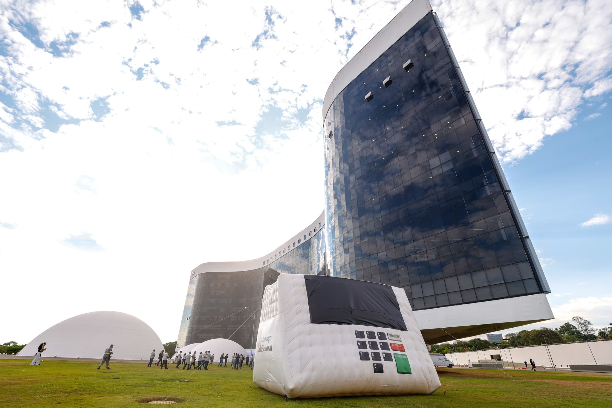 TSE elimina prazo de 48 horas para uso de canais eletrônicos