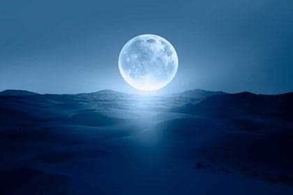Rituais Lunares: Conecte-se com as Fases da Lua em Julho