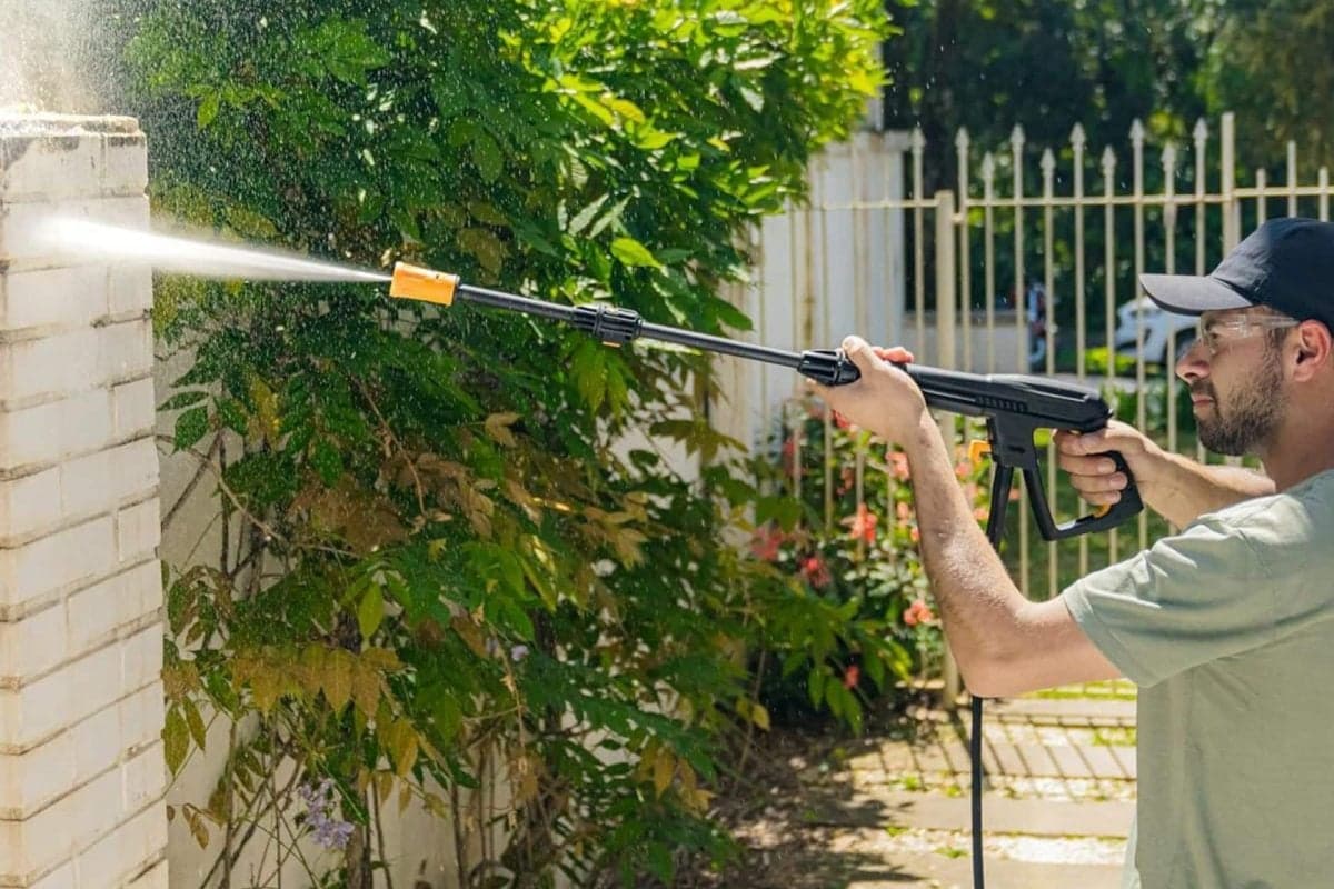 WAP WL 4000: Lavadora de Alta Pressão Compacta e Poderosa