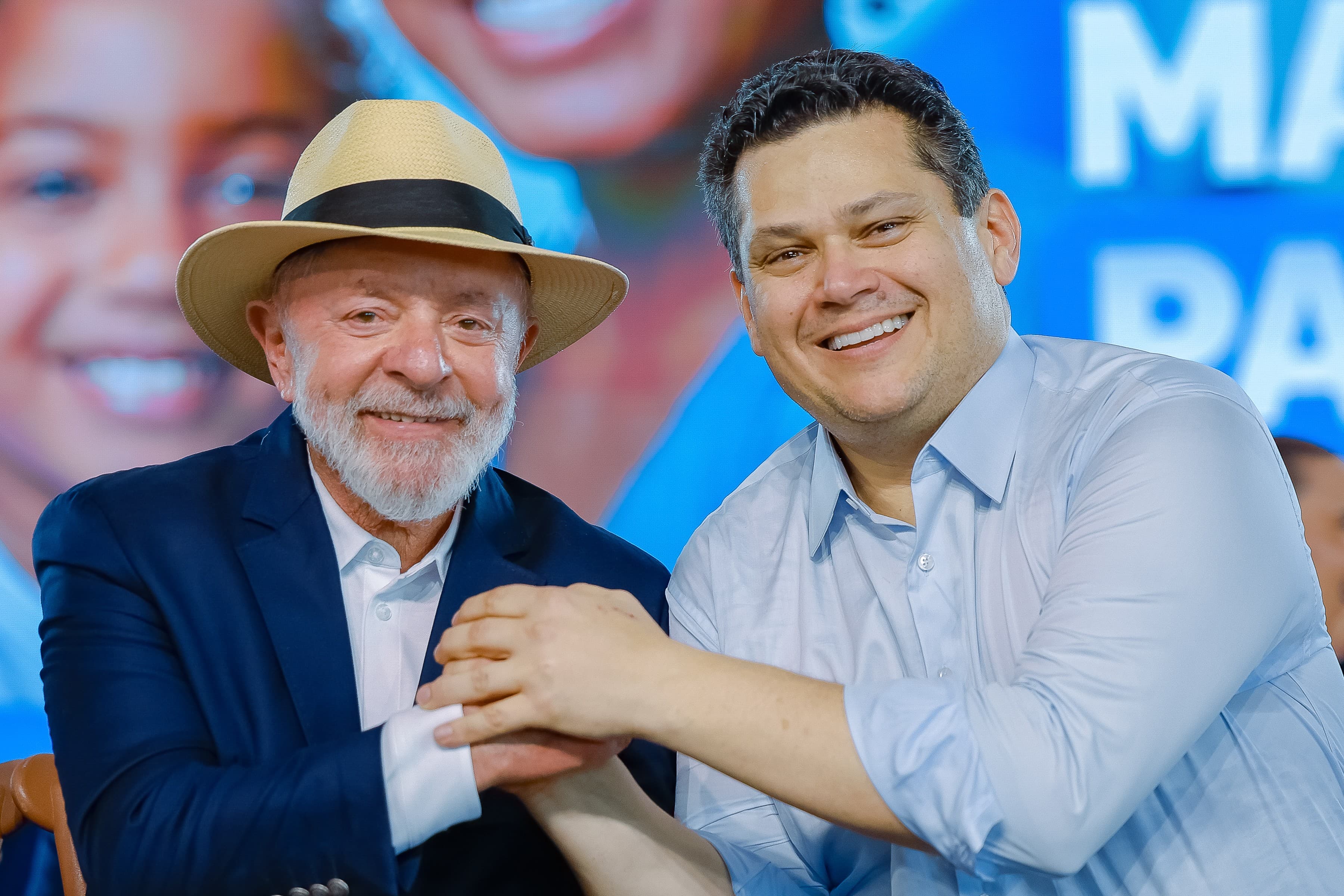 Davi Alcolumbre reinicia diálogo com Lula sobre novas pautas