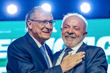 Congresso se fortalece diante da fraqueza presidencial