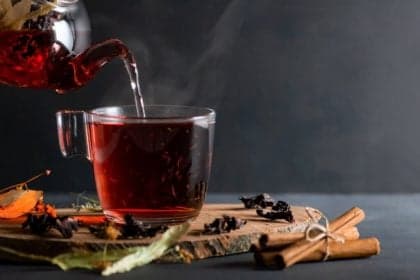 Chás termogênicos: receitas para aquecer e emagrecer no inverno