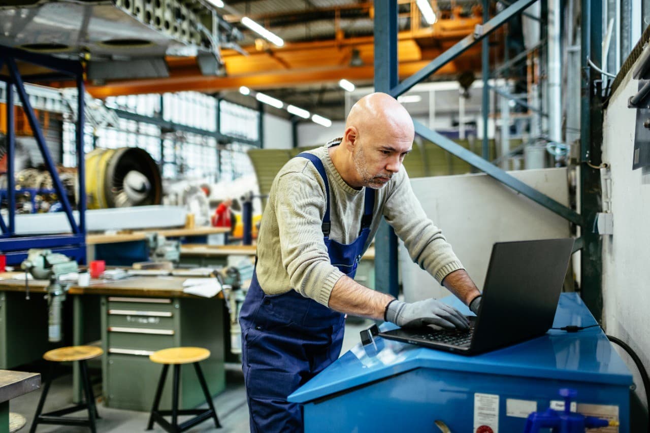 Crescimento da Indústria destaca economia brasileira em fevereiro