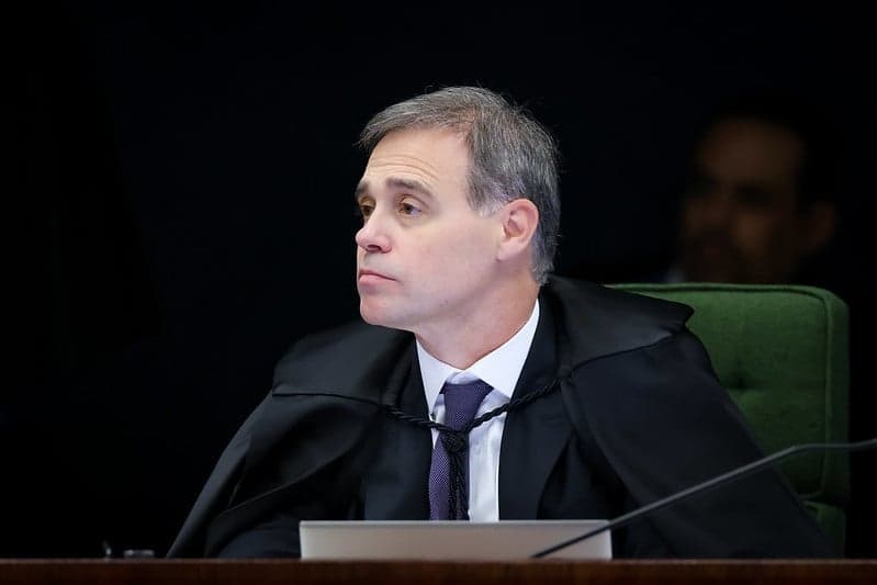 André Mendonça diz que salário de magistrado não é suficiente para segurança financeira