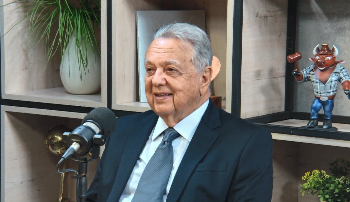 Roberto Rodrigues discute Brasil como fonte de alimentos e energia