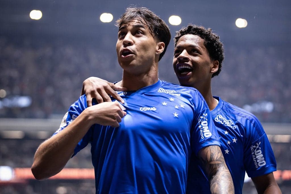 Cruzeiro vence Atlético-MG por 1 a 0 em clássico mineiro