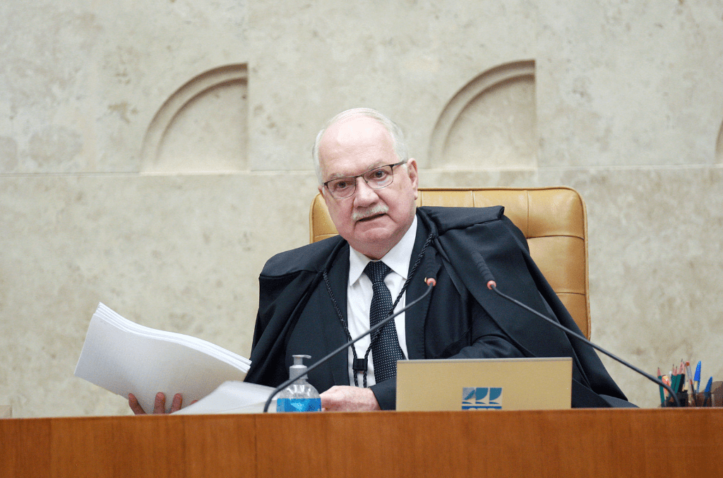 Fachin condena ameaças e defende civilidade no debate democrático