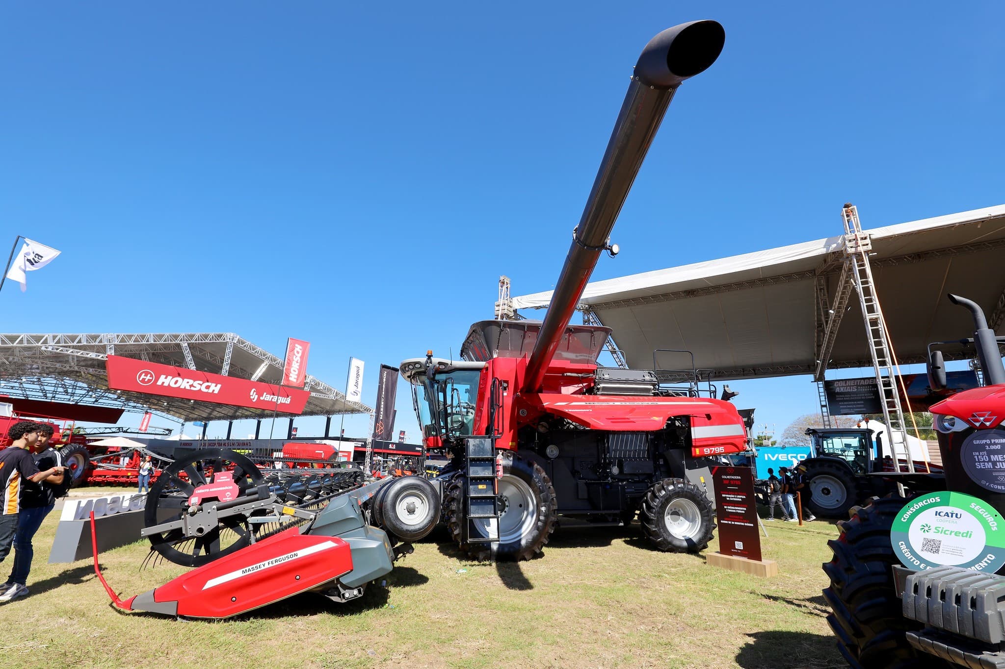 Indústria de máquinas agrícolas prevê queda de 8% nas vendas em 2026