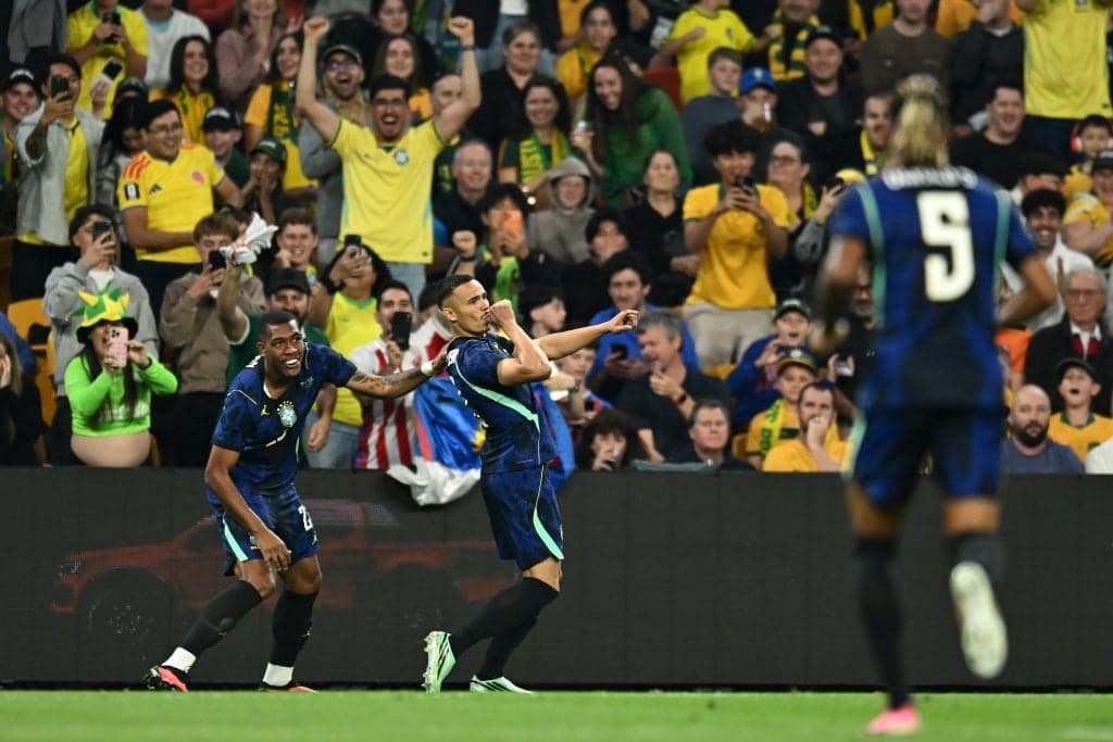 Brasil vence Austrália em amistoso com gols de Vanderson e Vinícius Júnior