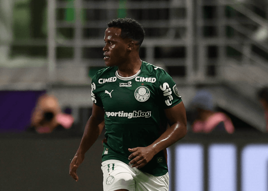 Jhon Arias provoca torcida do Fluminense após classificação do Palmeiras