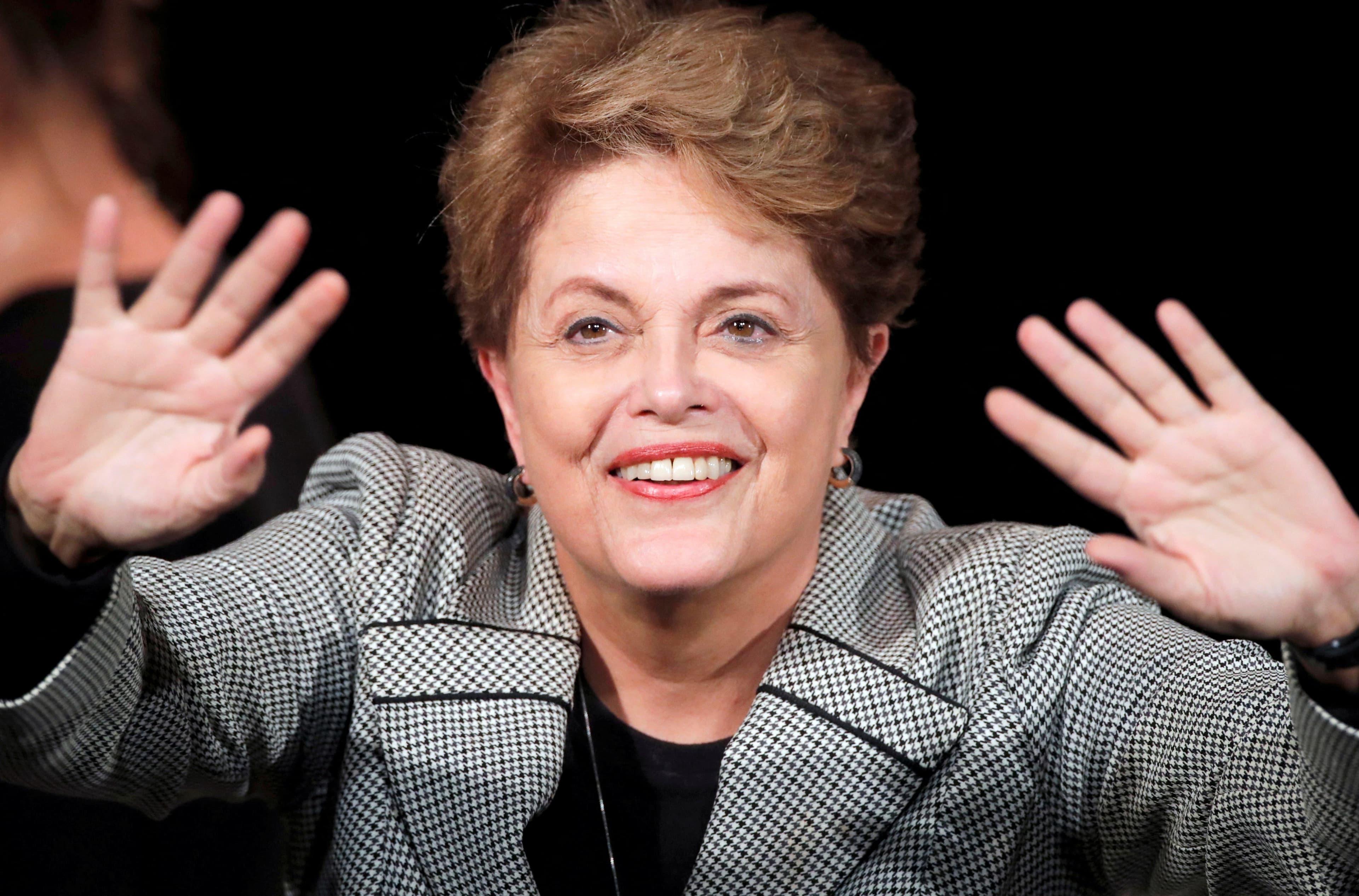 Ministério fixa reparação mensal de R$ 17.562,80 a Dilma Rousseff