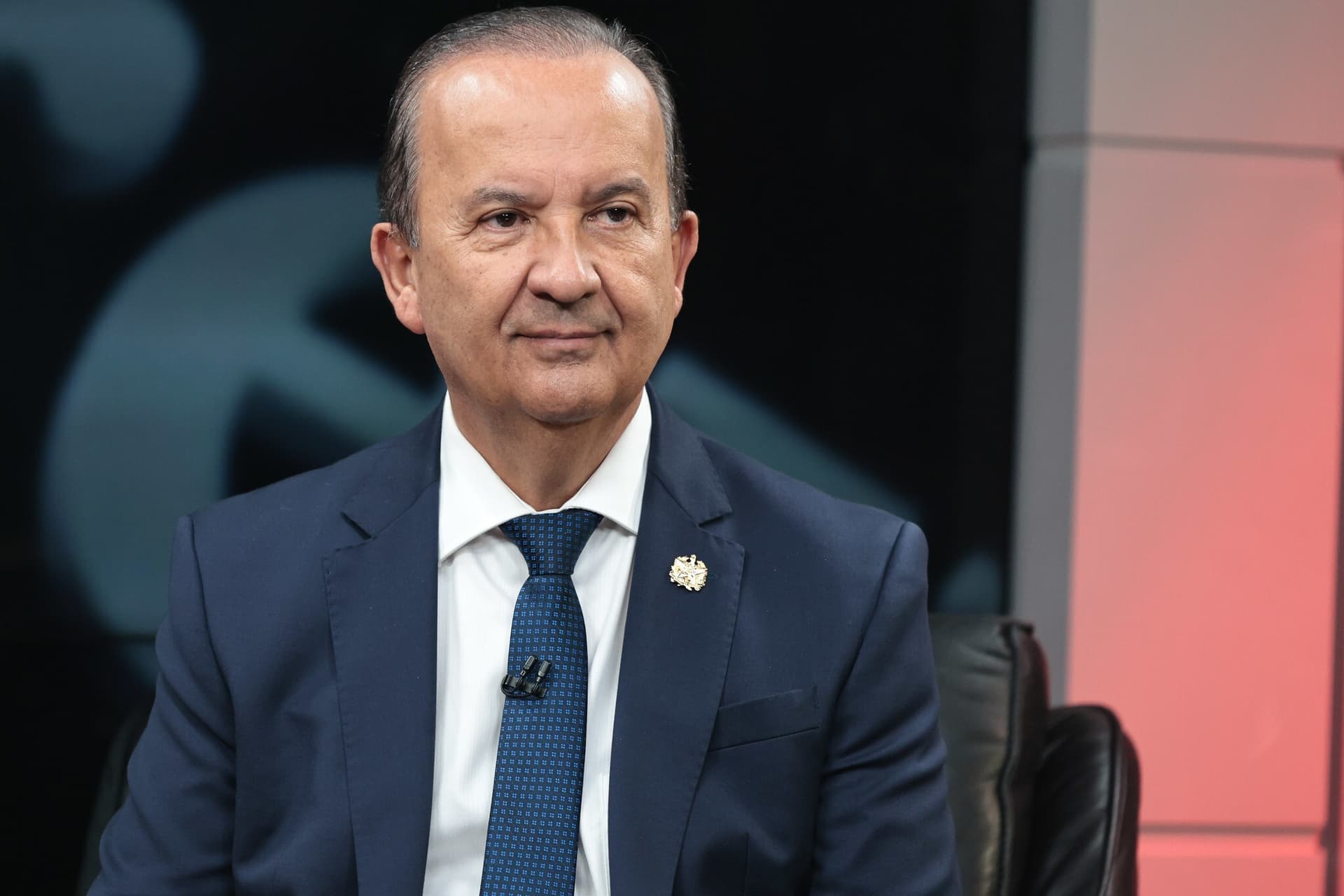 Jorginho Mello cumpre 6 das 13 promessas em mandato de governador