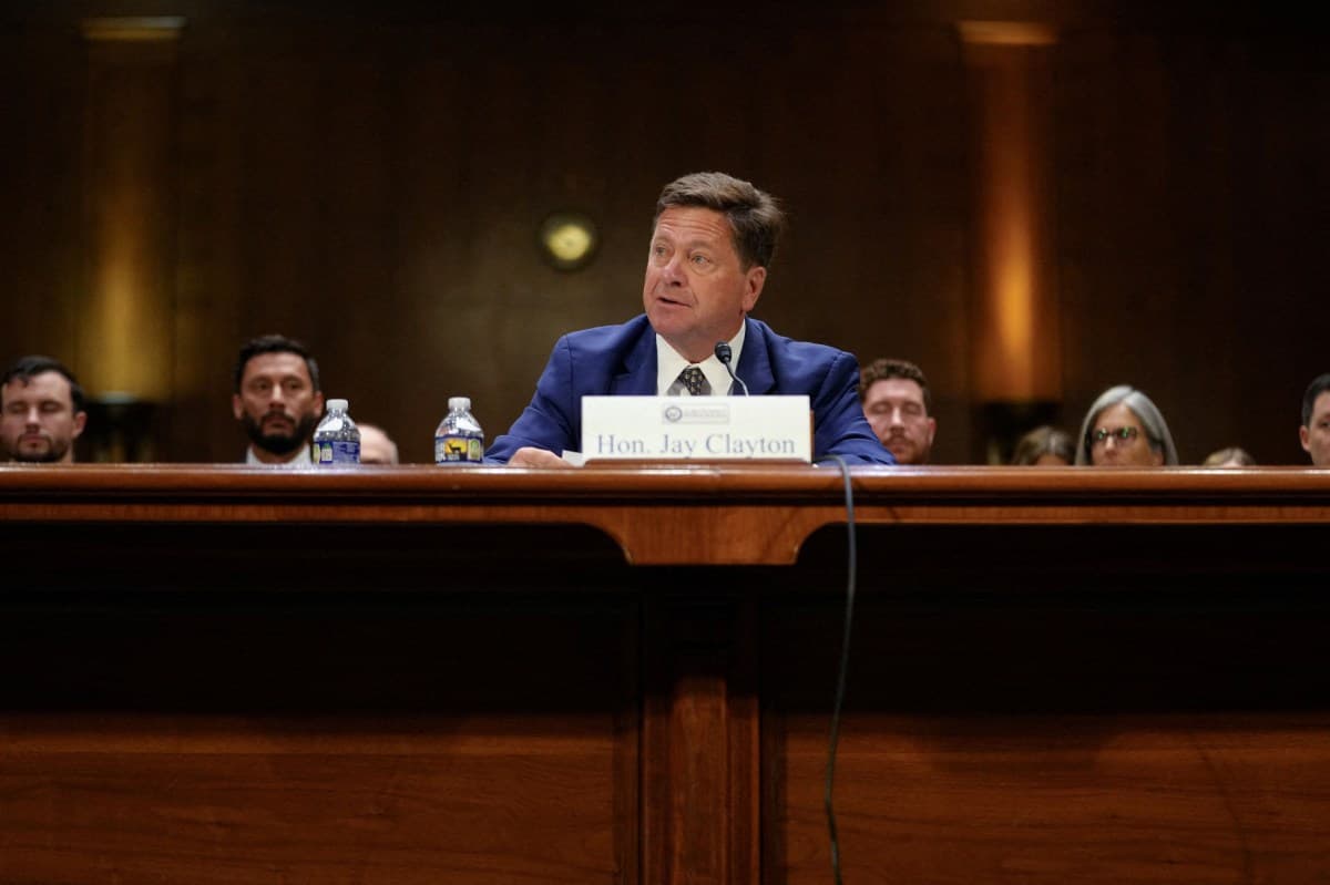 Jay Clayton assume direção da inteligência nos EUA após turbulência política