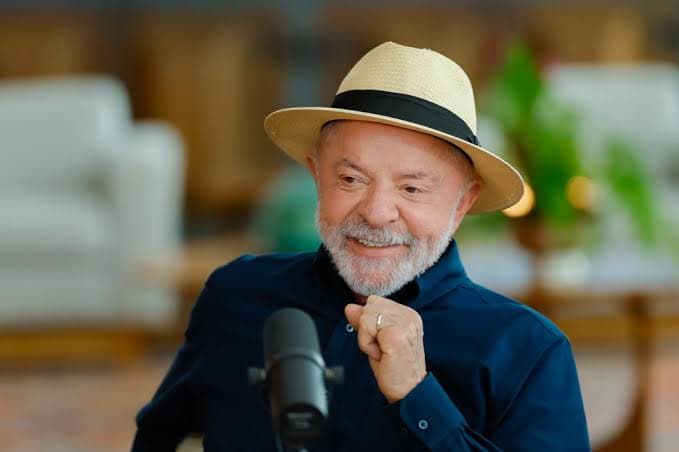 Presidente Lula inicia campanha pela reeleição com liderança nas pesquisas e disputa apertada