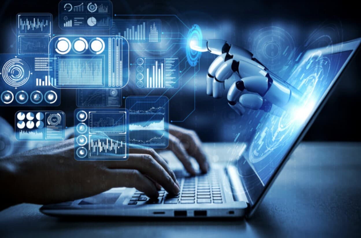 Busca por profissionais de tecnologia cresce com investimentos em IA