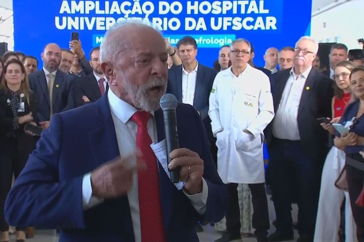 Lula Responsabiliza Família Bolsonaro pela Crise em Hospitais do Rio