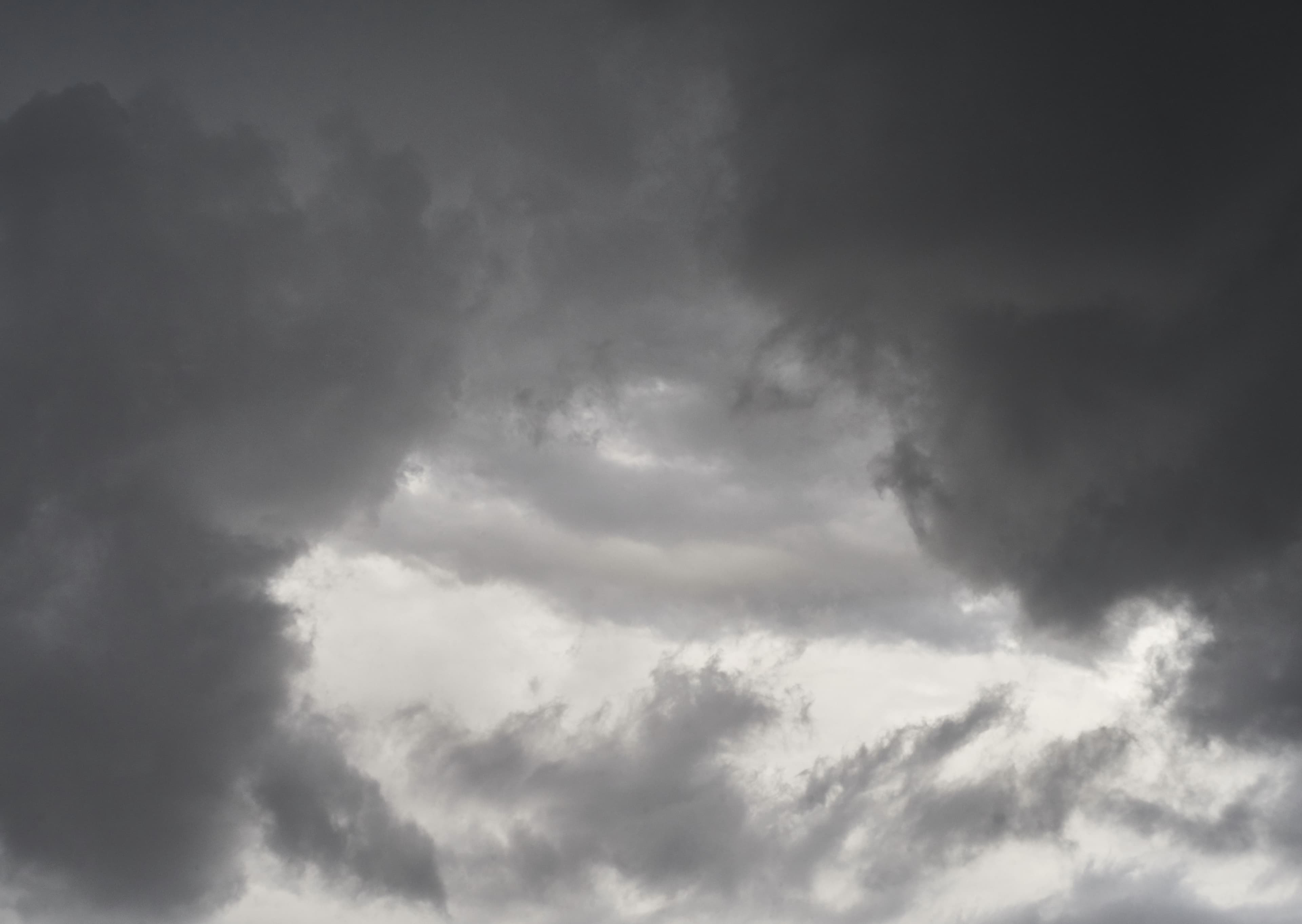 Alertas de tempestade para o Sul, Norte e Nordeste do Brasil