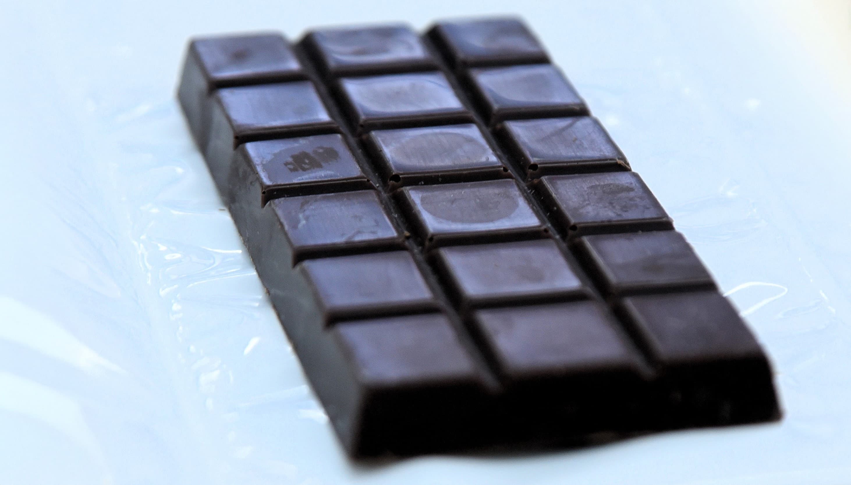 Unicamp cria chocolate com antioxidantes a partir de café defeituoso