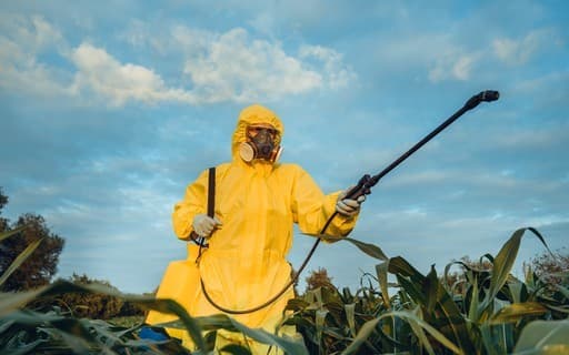 Controvérsia sobre lista de agrotóxicos preocupa setor agrícola
