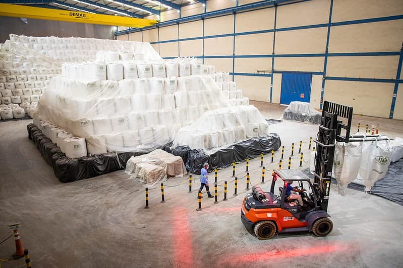 Açúcar pode ter alta de preços, mas oferta limita valorização