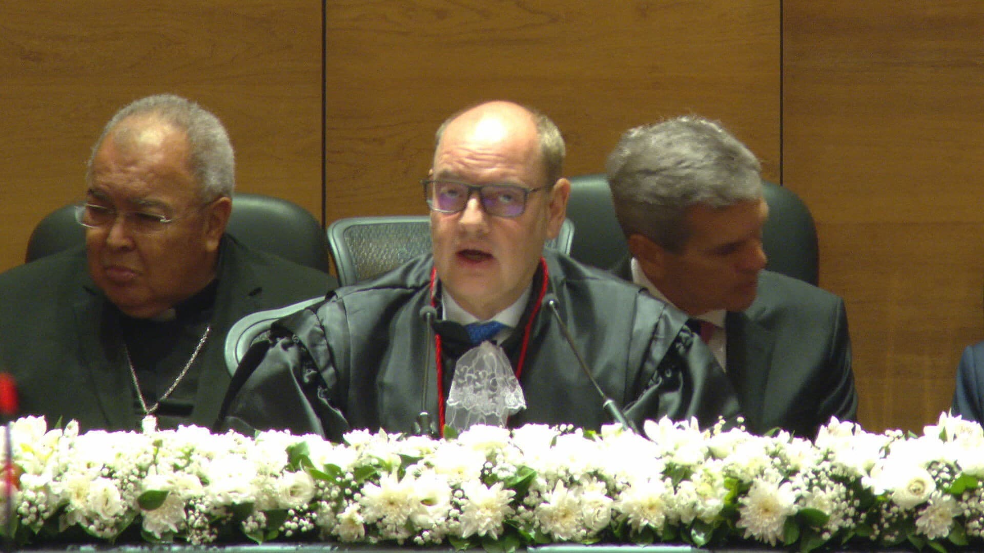 Fachin pressiona Couto por governança efetiva no Rio de Janeiro