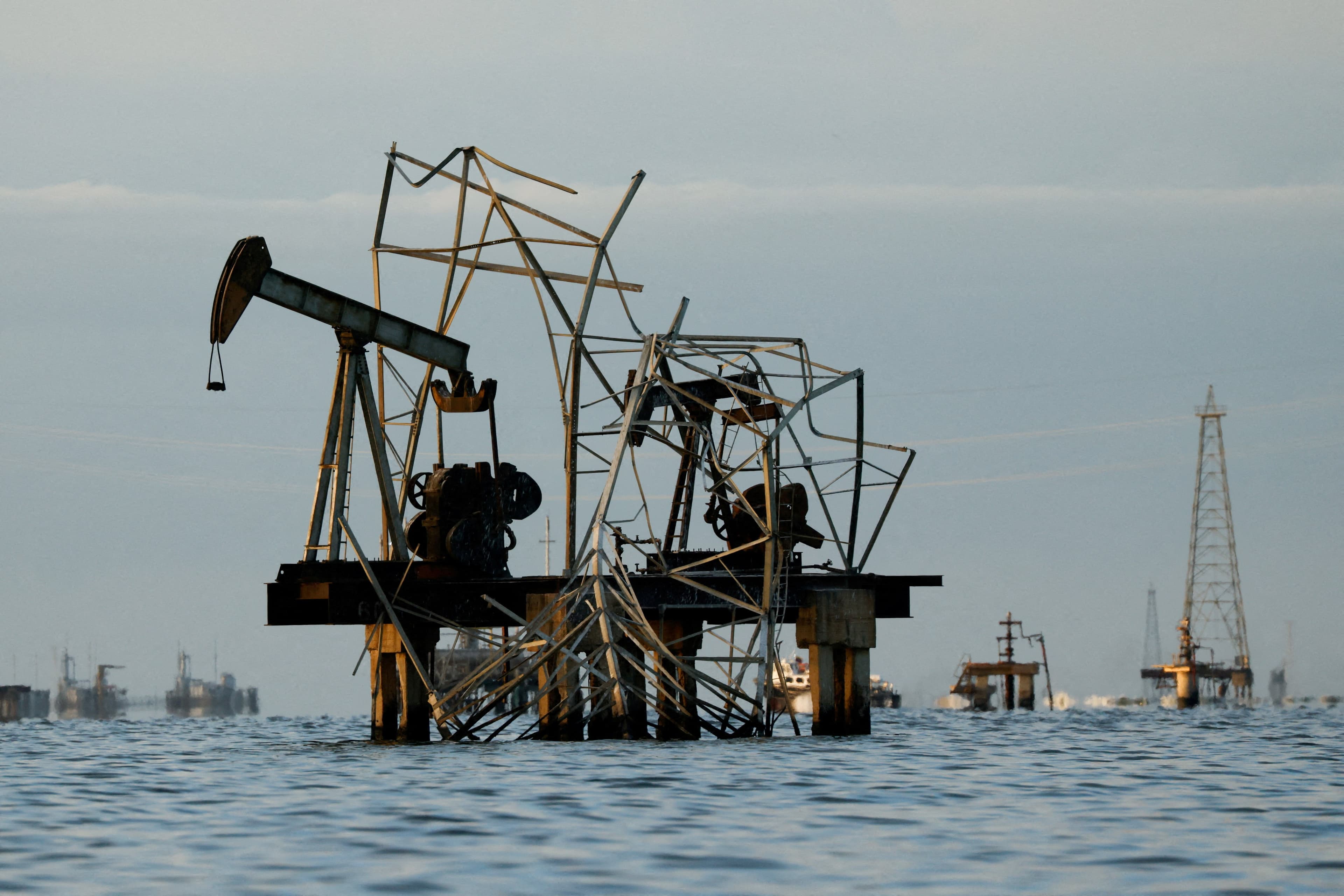 NABEP assume campos de petróleo na Venezuela após acordo com EUA