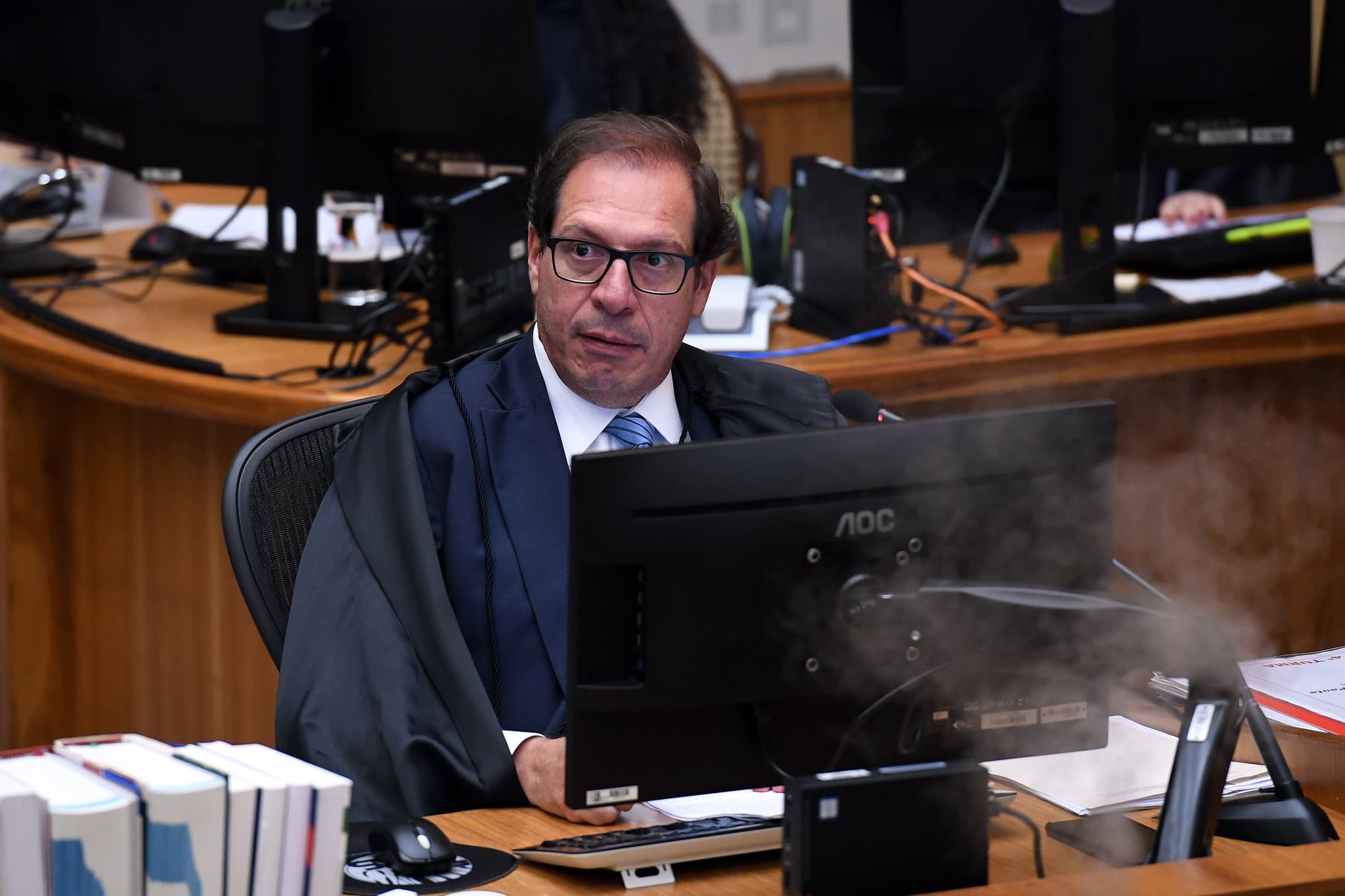 Ministro Salomão determina controle sobre precatórios e RPVs
