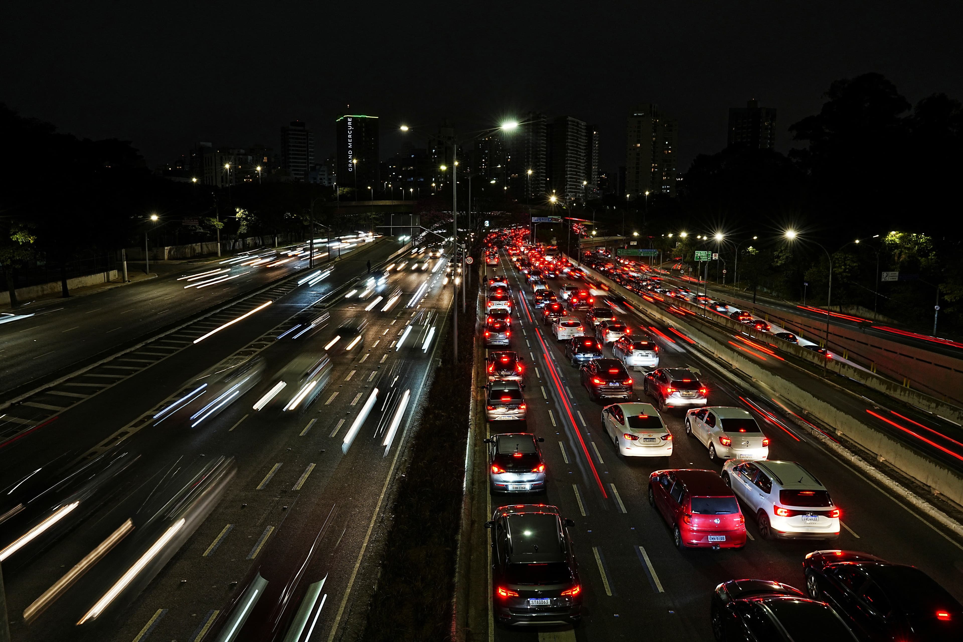 Emplacamentos de veículos novos alcançam recorde em setembro em SP