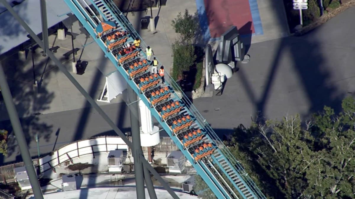 Homem morre após queda de montanha-russa em parque Six Flags na Geórgia