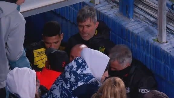 Briga entre técnicos marca empate entre Vélez e Defensa no Argentino