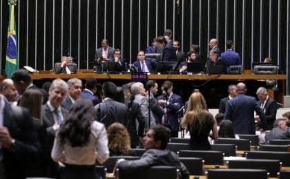 Sete candidatos disputam vaga no Tribunal de Contas da União