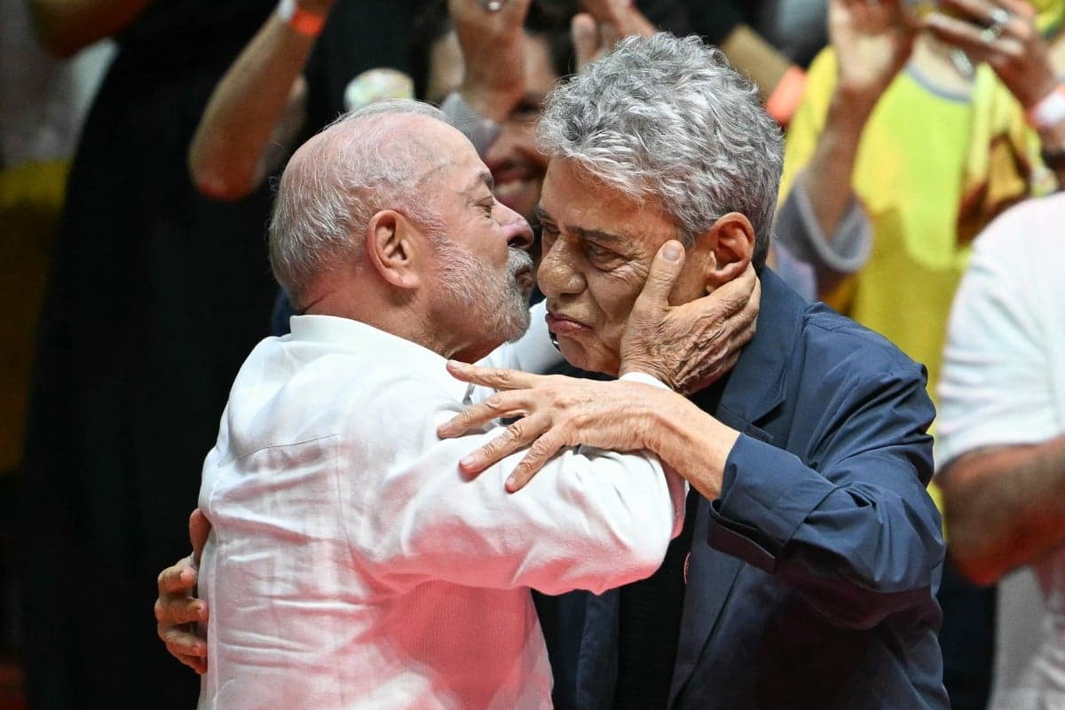 Cultura como força de resistência em meio à turbulência política no Brasil