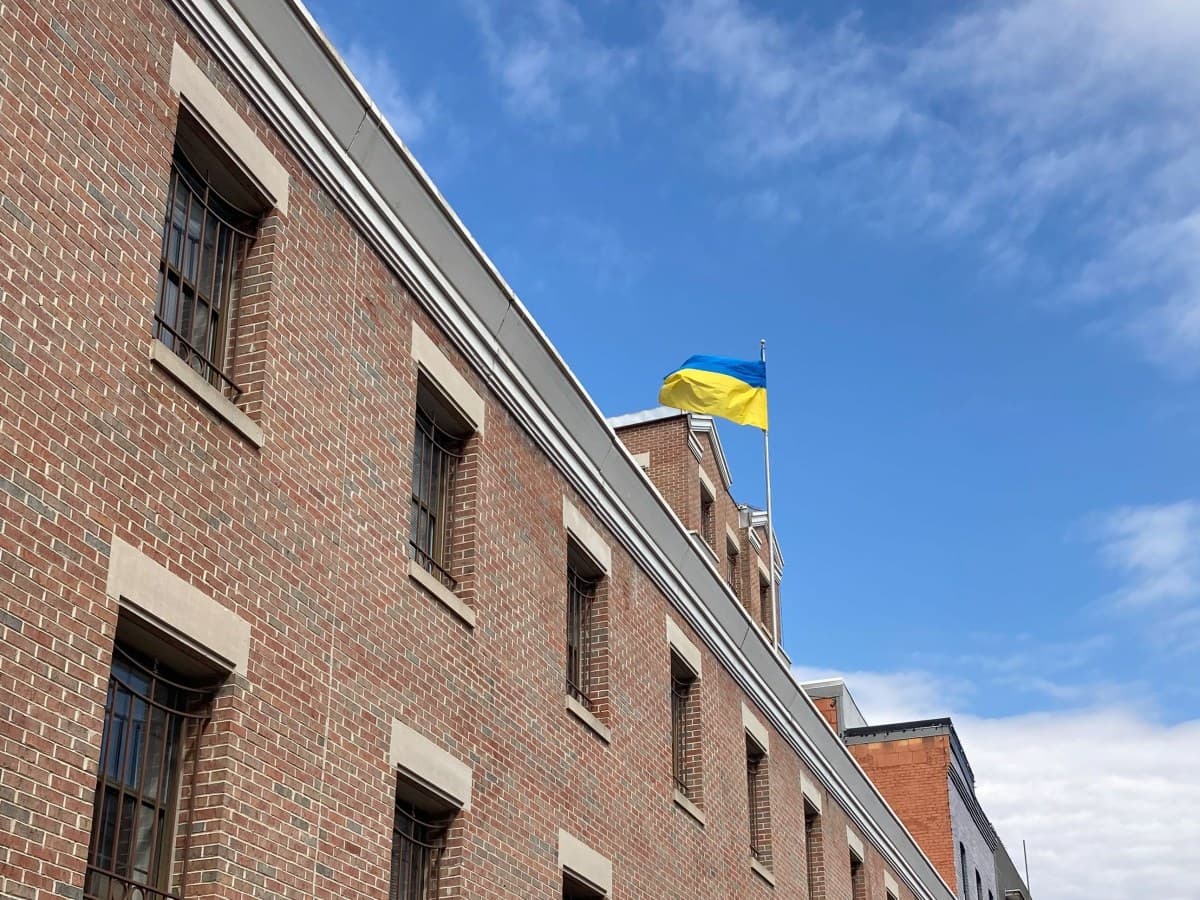 Embaixada da Ucrânia em Washington retoma serviços após objeto suspeito